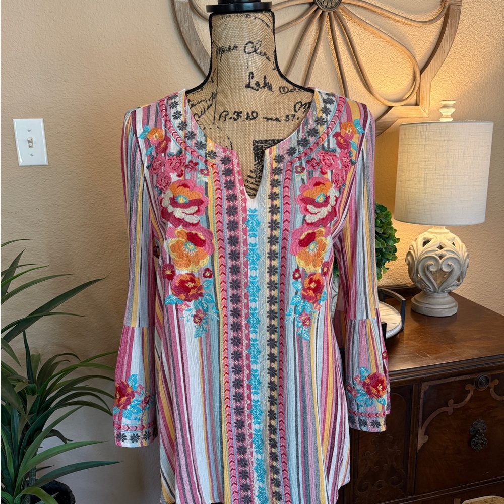 Andree by Unit Colorful Striped Floral Embroidered Women's Top - Picture 13 of 13